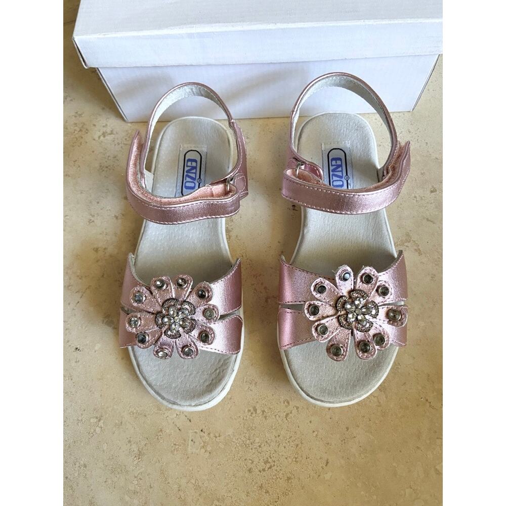 Enzo New in Box girls metallic pink flower sandals, 31EUR/13US